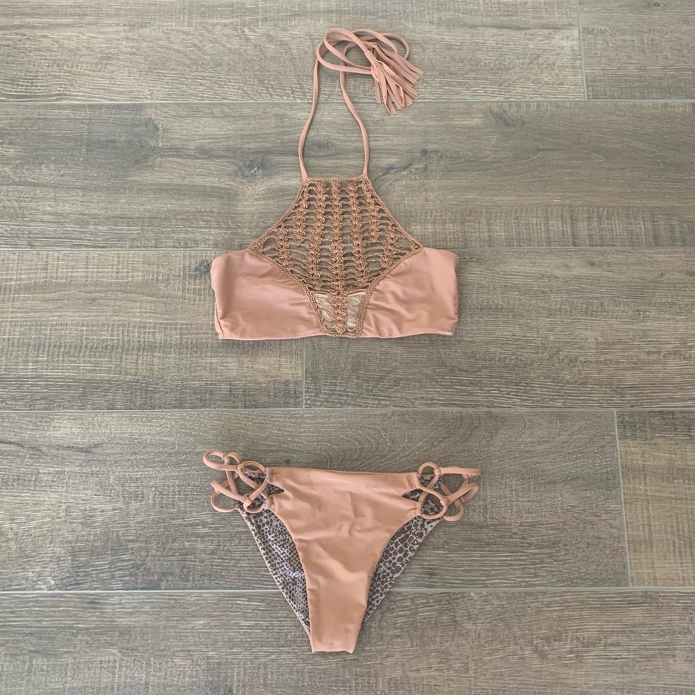 Acacia Swimsuit 👙